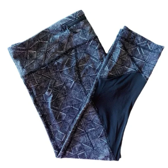 Lululemon Pace Rival Crop 22"
Formation Alpine White Black / Black - Picture 14 of 16